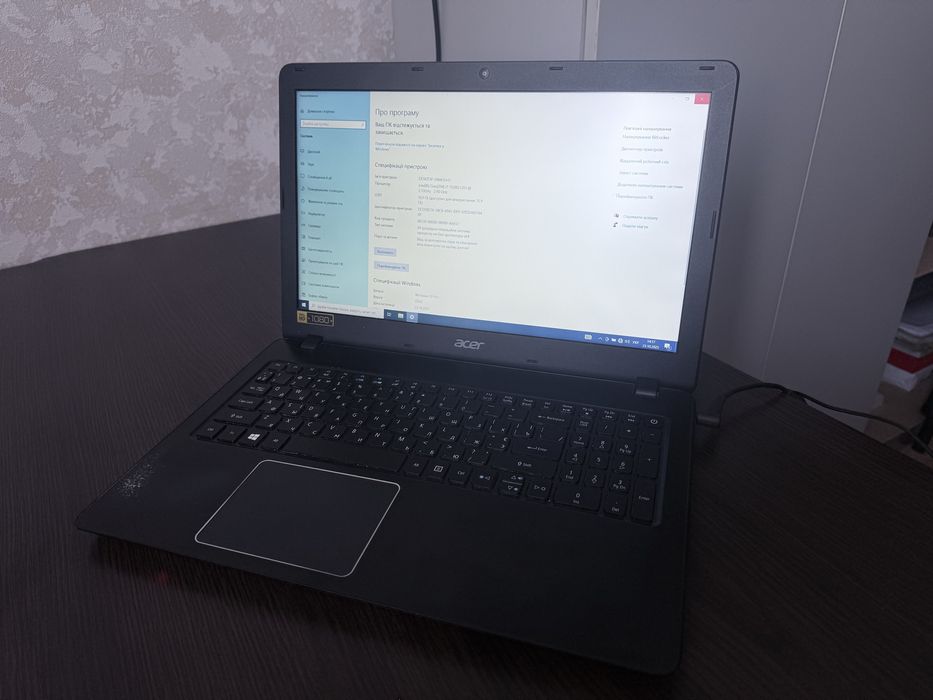 Ноутбук Acer Aspire F5-573G-73AC (NX.GFJEU.015) Obsidian Black