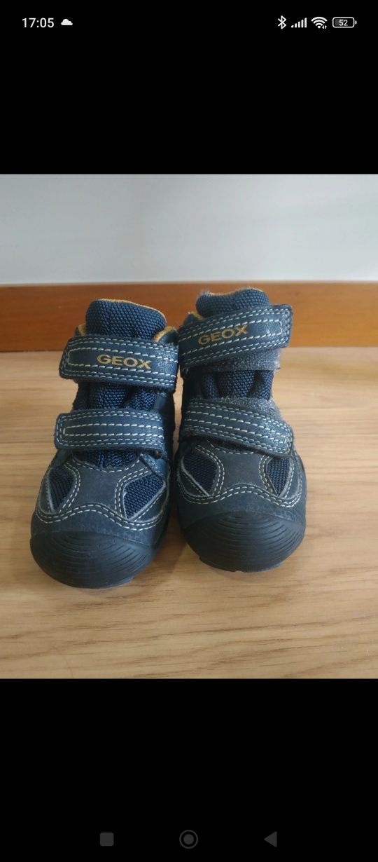 Botas Geox tamanho 22