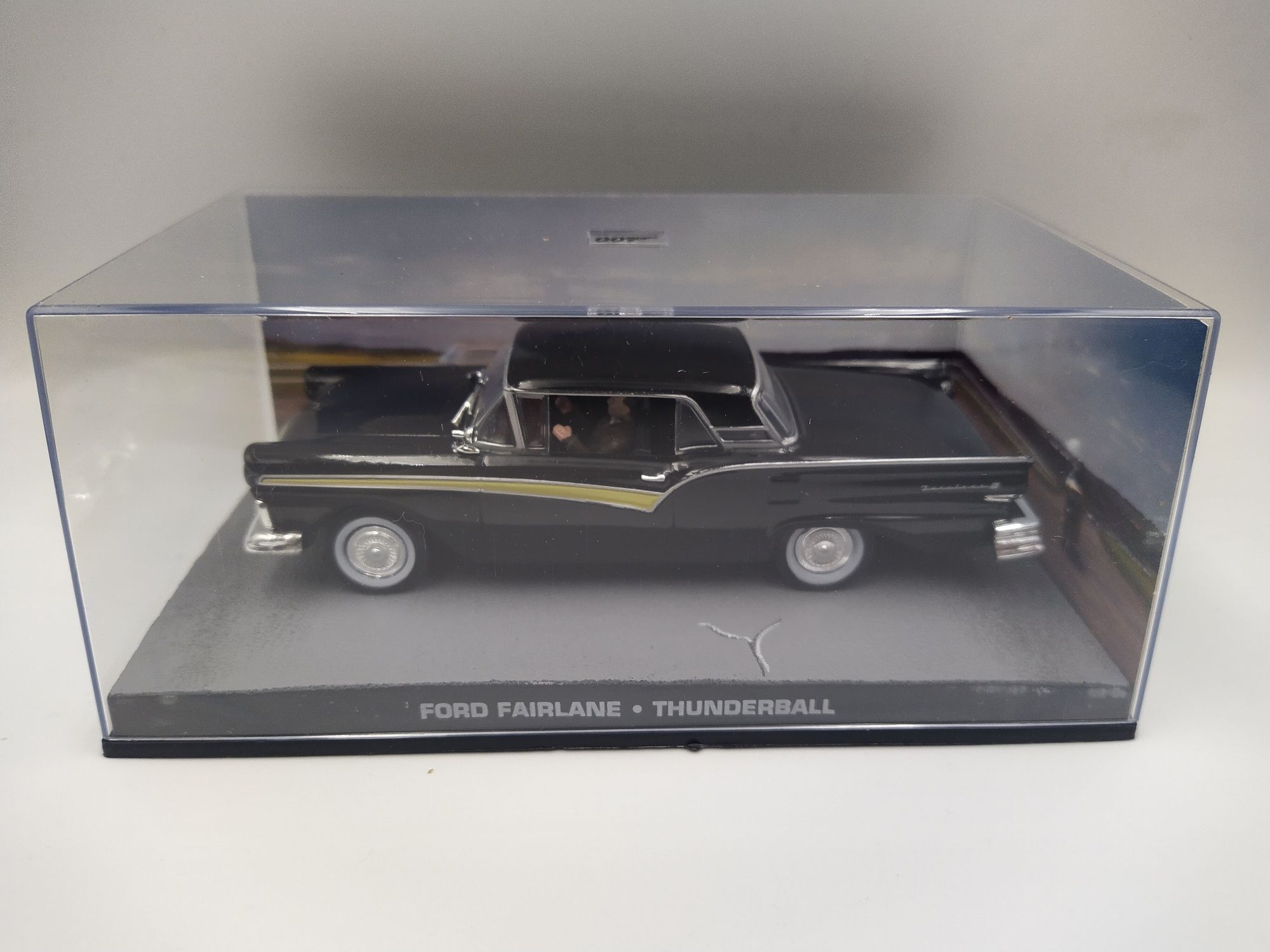 Ford Fairlane 007 James Bond Eaglemoss Altaya 1:43