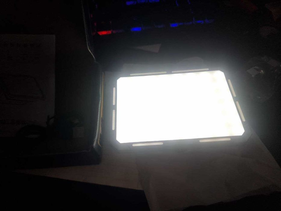 Автономний LED освітлювач для дому