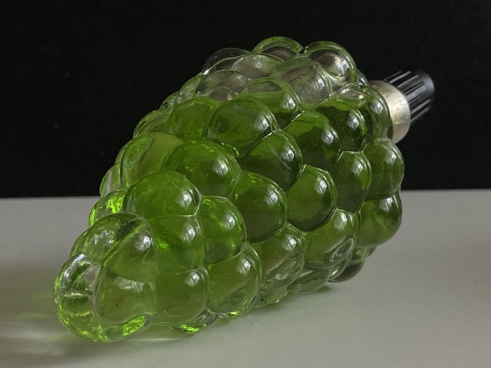 Perfum Damska woda kolońska Dzintars Winogrona, wyprodukowane w ZSRR
