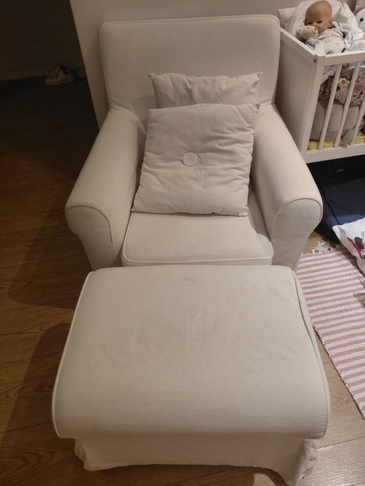 Sofa ikea com algum uso