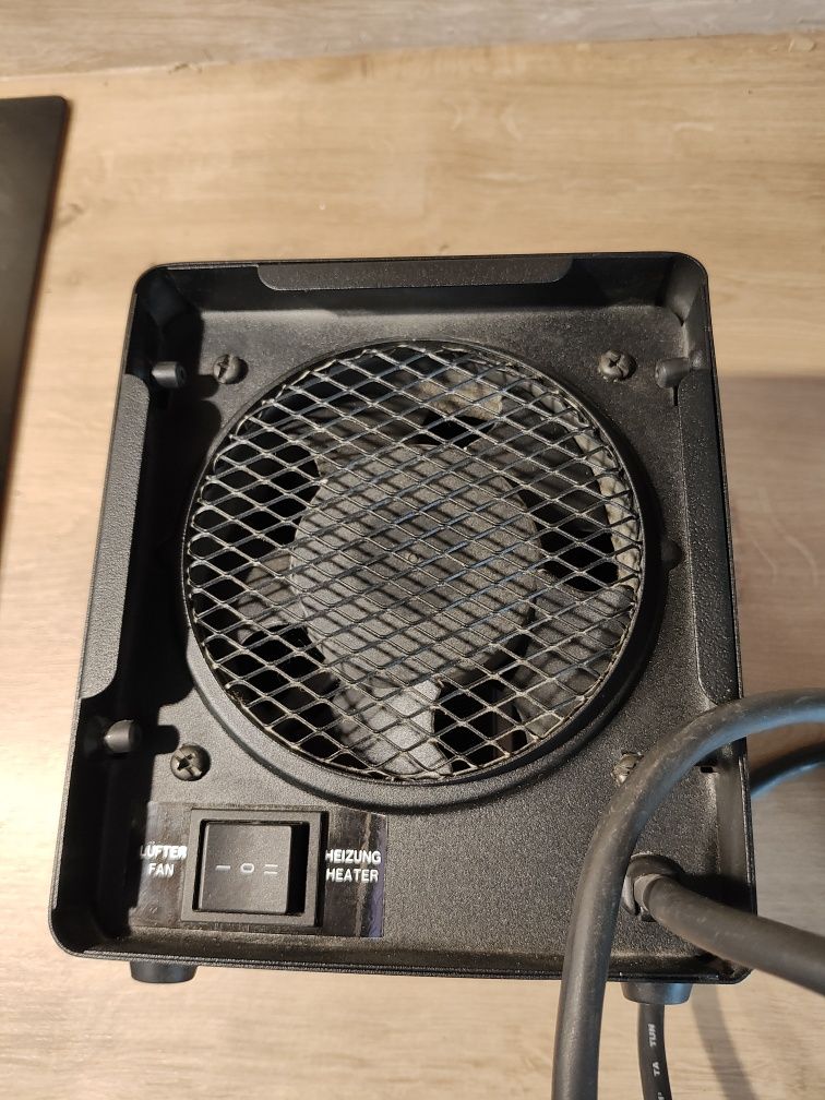 Mały grzejnik elektryczny