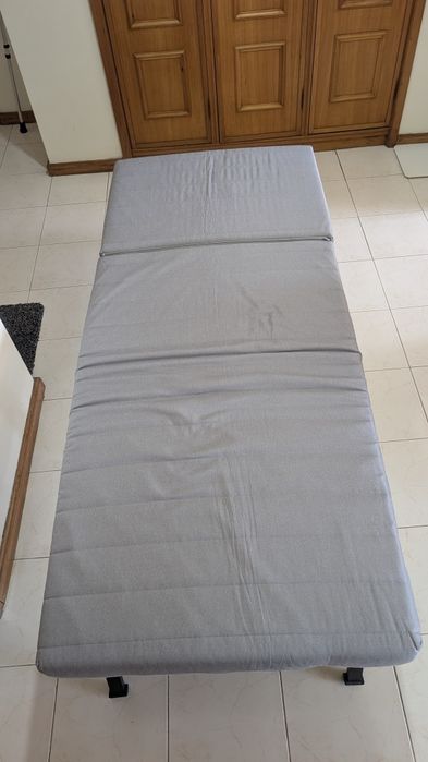 Poltrona-cama IKEA metade do preço