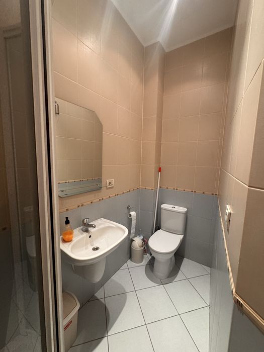 Оренда офісу в центрі , з меблями ,75м2 , три кабінети