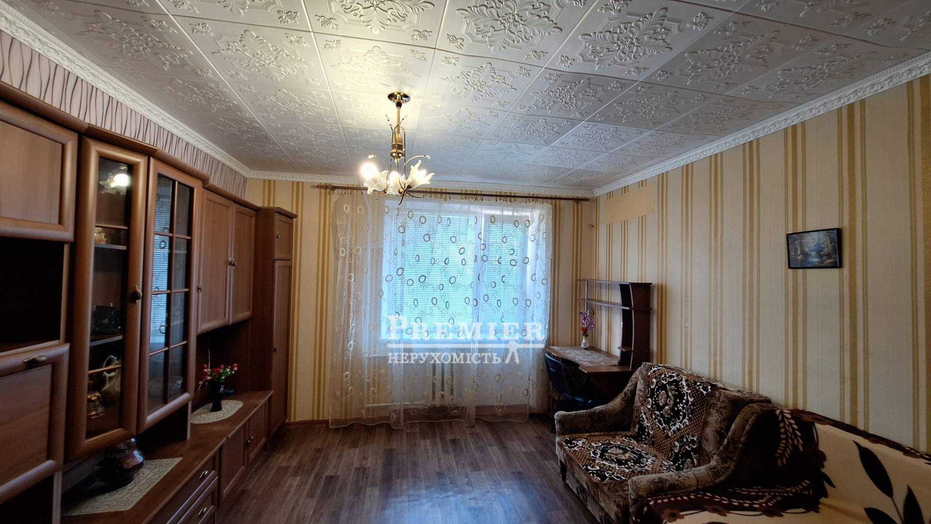 У продажу кімната 17 кв. у гуртожитку