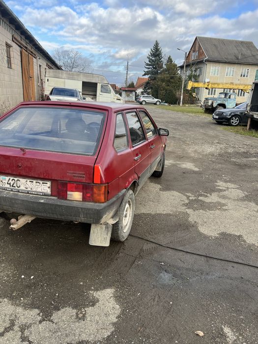Ваз 2109.           .