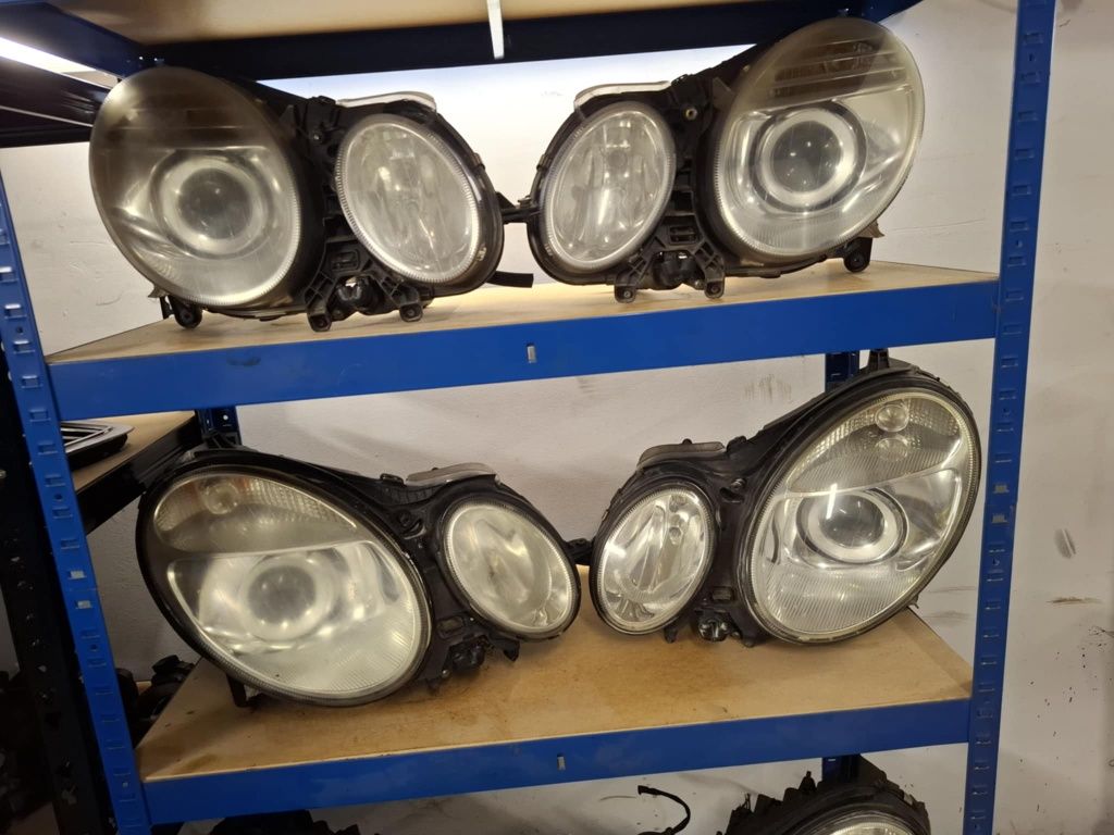 Lampy Reflektory E klasa w211 Mercedes Xenon bixenon lift przedlift