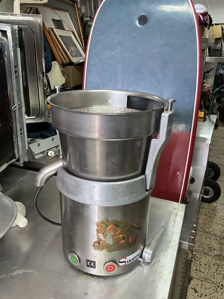 Maquina de descascar batatas