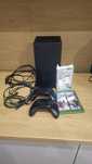 X box series x z napędem 1tb z 2 padami z akumulatorkami i gra