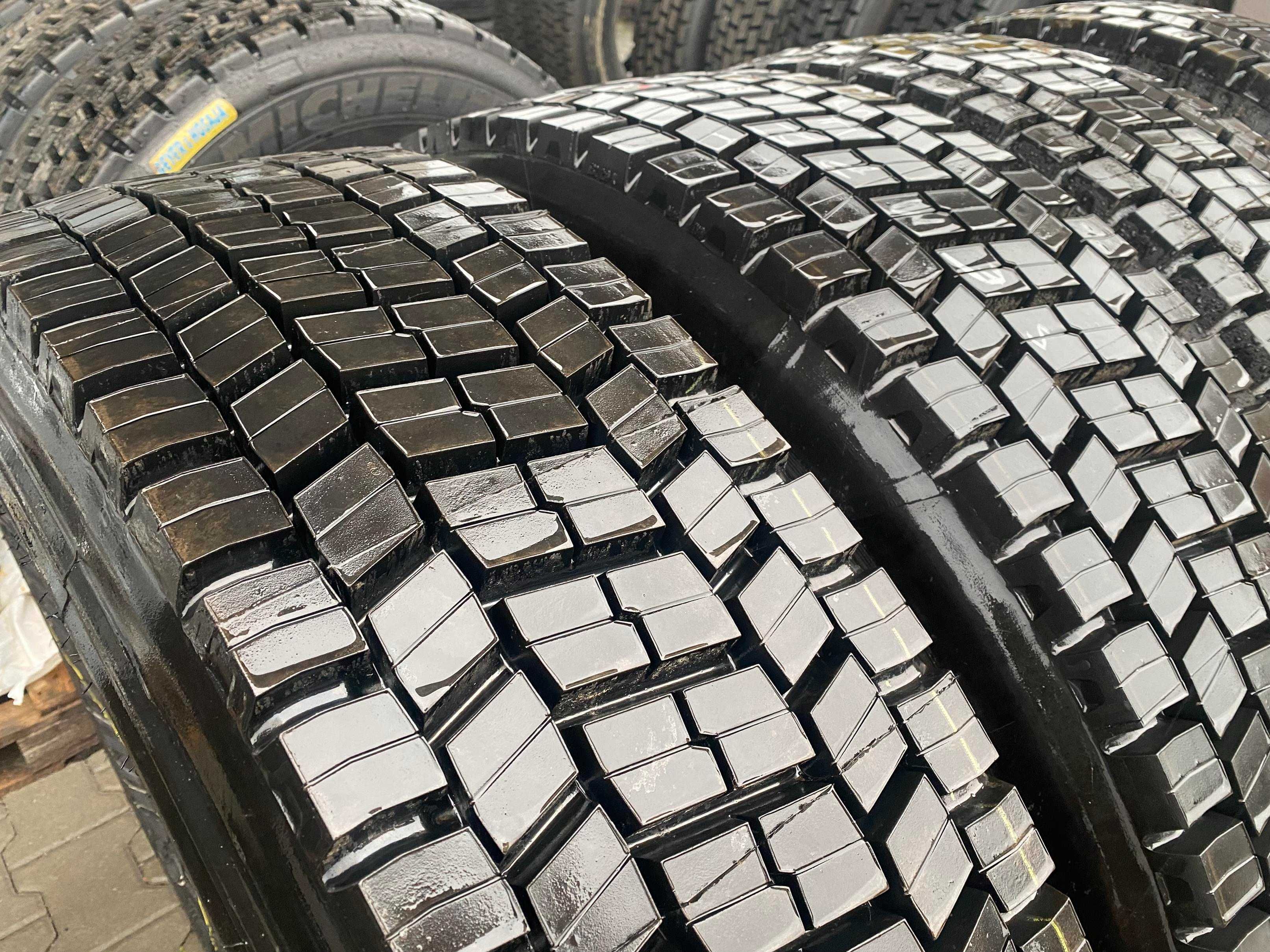 Opony 315/80R22.5 Typ BRIDGESTONE M729 Napędowe Nowe Bieżnikowane