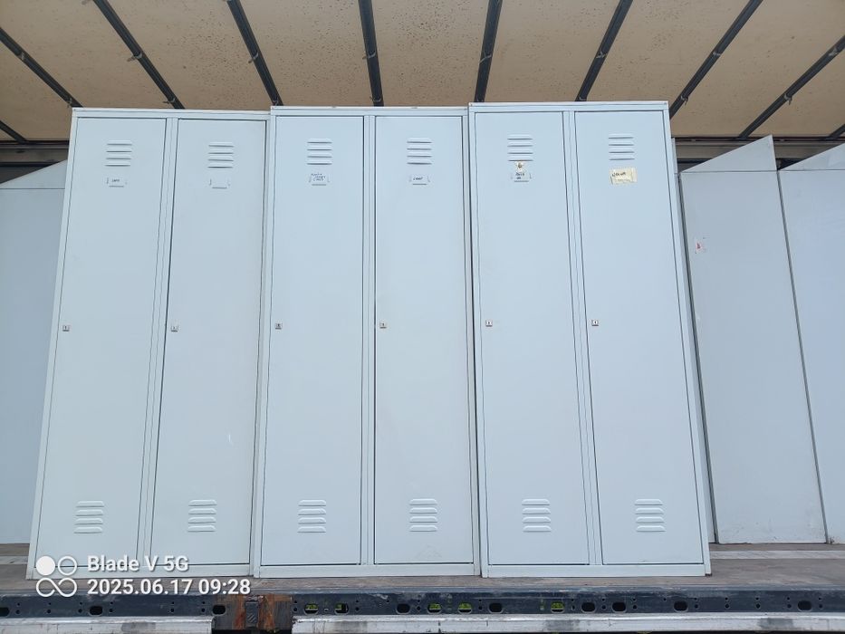 Szafk bardzo ładne bhp pracownicze socjalne ubraniowa odzieżowa