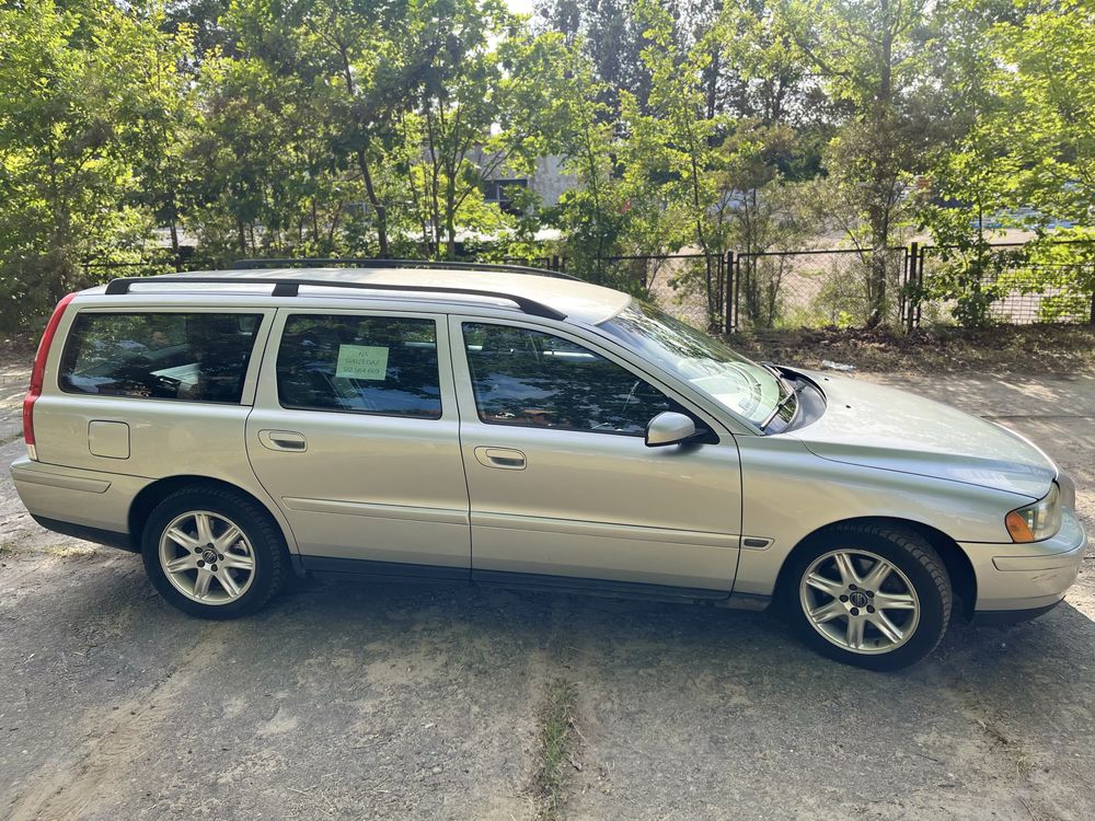 Sprzedam Volvo V70 II, 2004 r.