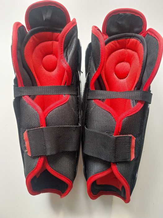 Nagolenniki hokejowe ochraniacze goleni ccm jetspeed 12 30 cm