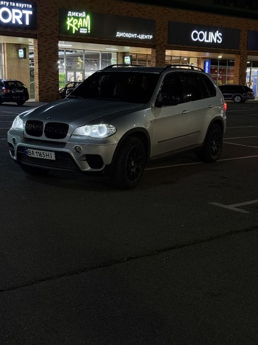 Продам bmw x5 e70