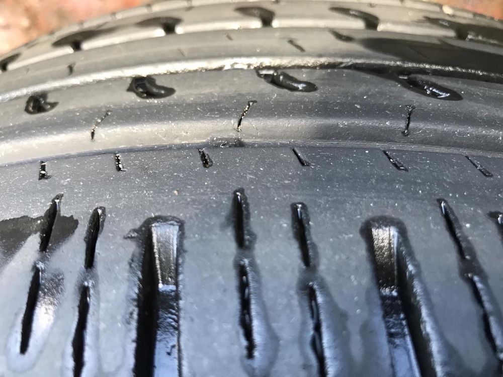 Goodyear EfficientGrip SUV 235/60 R16 100V