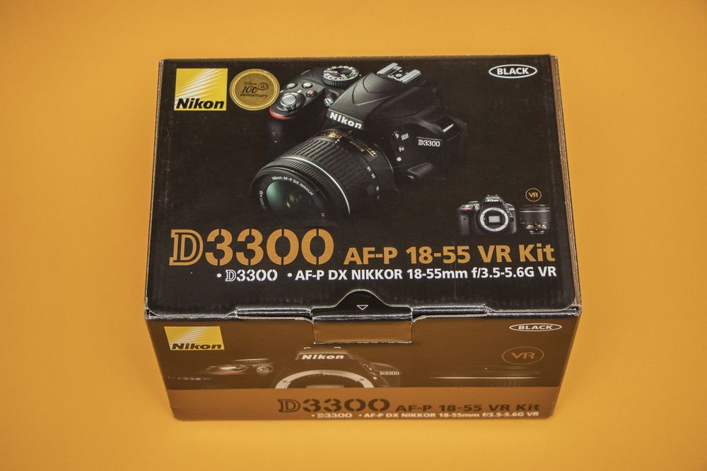 Продам камеру Nikon d3300 kit 18-55 + ПОДАРУНОК