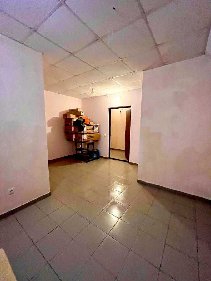 Здається приміщення по вулиці Симоненка _ Y