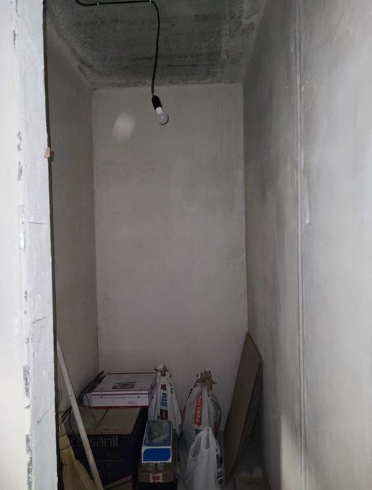 Квартира з частковим ремонтом по ТОП ціні 40 м2