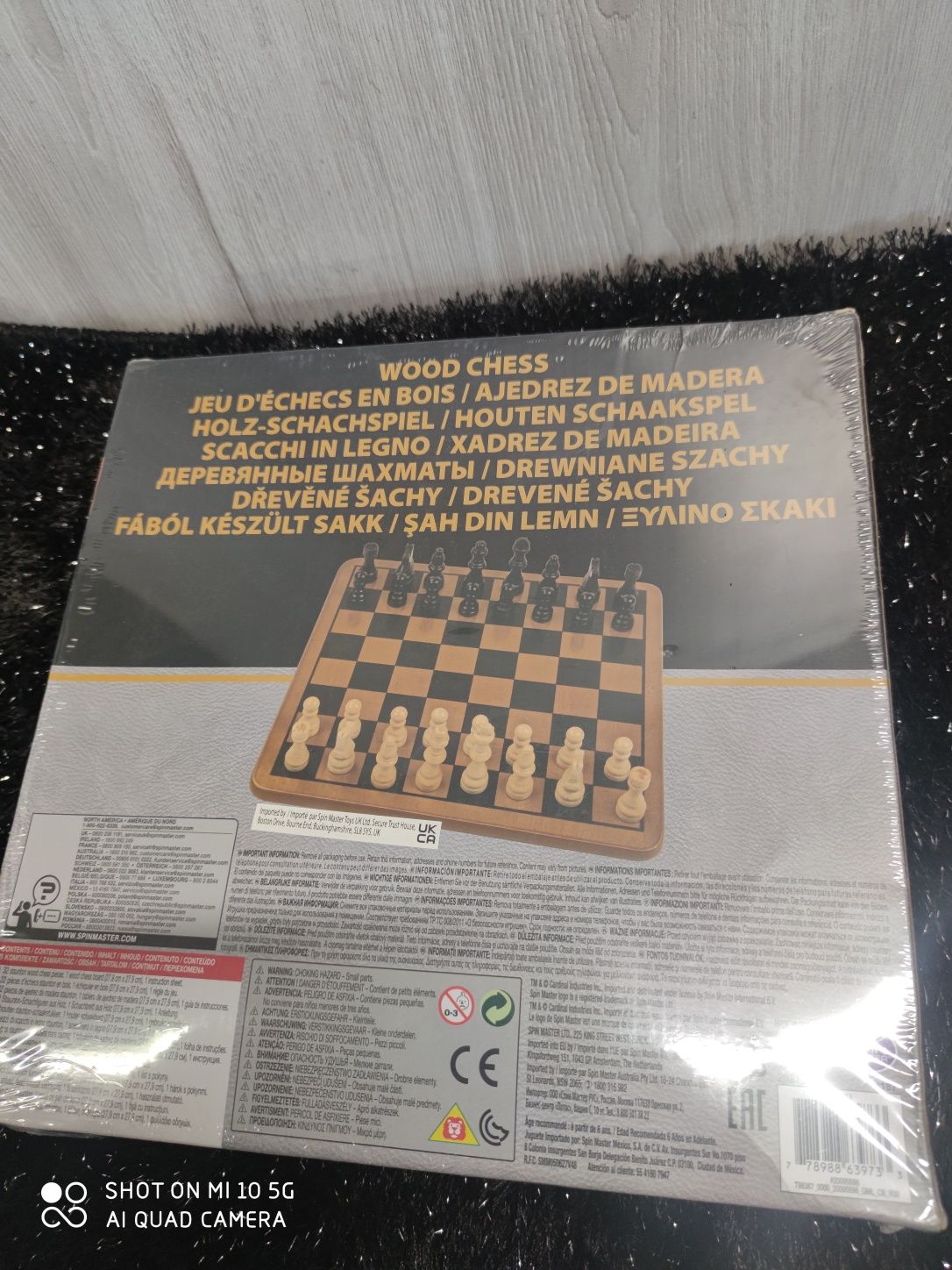 Drewniane szachy z planszą nowe