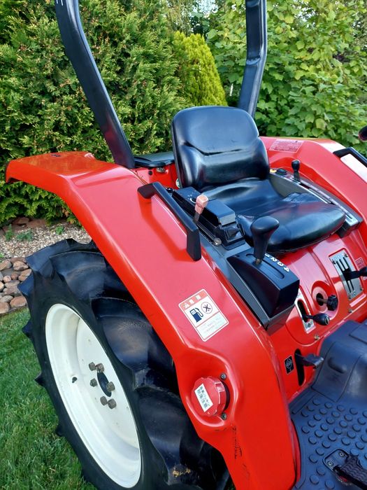 Traktorek Yanmar Af22 22KM 4x4 Wspomaganie Rewers PoverShift Oryginał