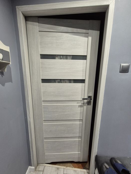 Drzwi łazienkowe   80