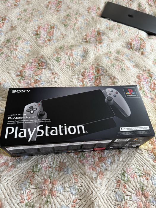 PS5 PlayStation Portal 30th Anniversary - Limited Edition