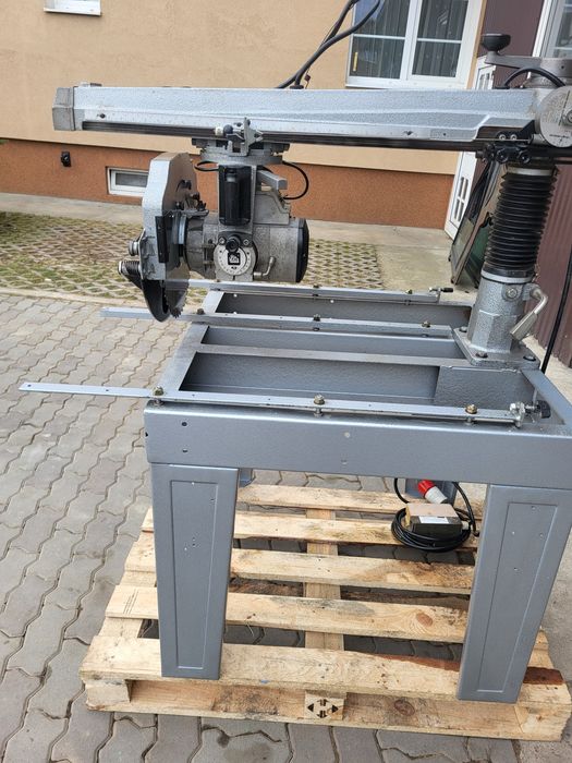 Торцовка, пила торцювальна Elu