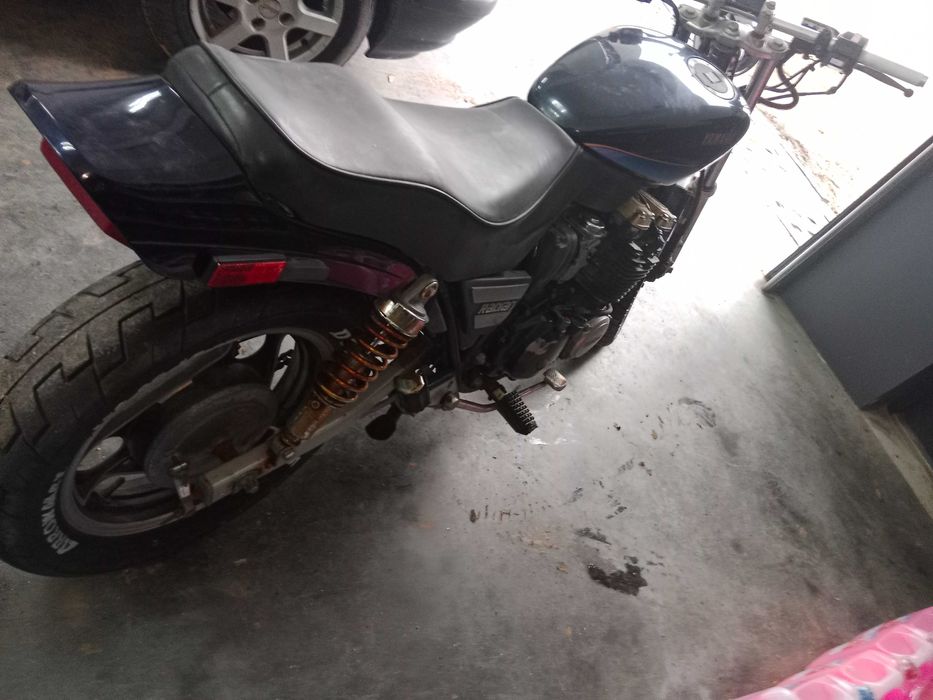 Yamaha yx600 yx 600 silnik lagi gaźniki koło bak felga tarcza części