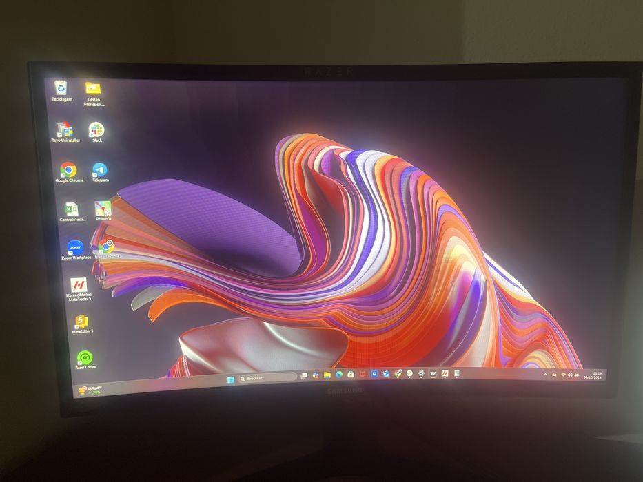 Vendo monitor Samsung em otimo estado