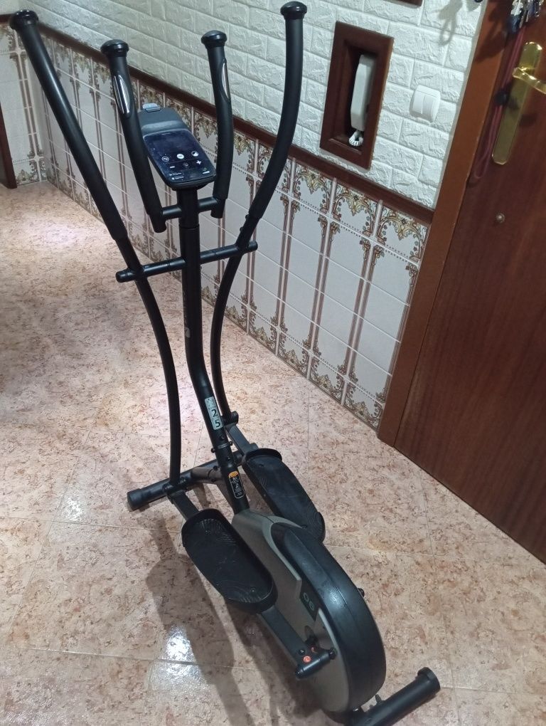 Bicicleta de ginásio