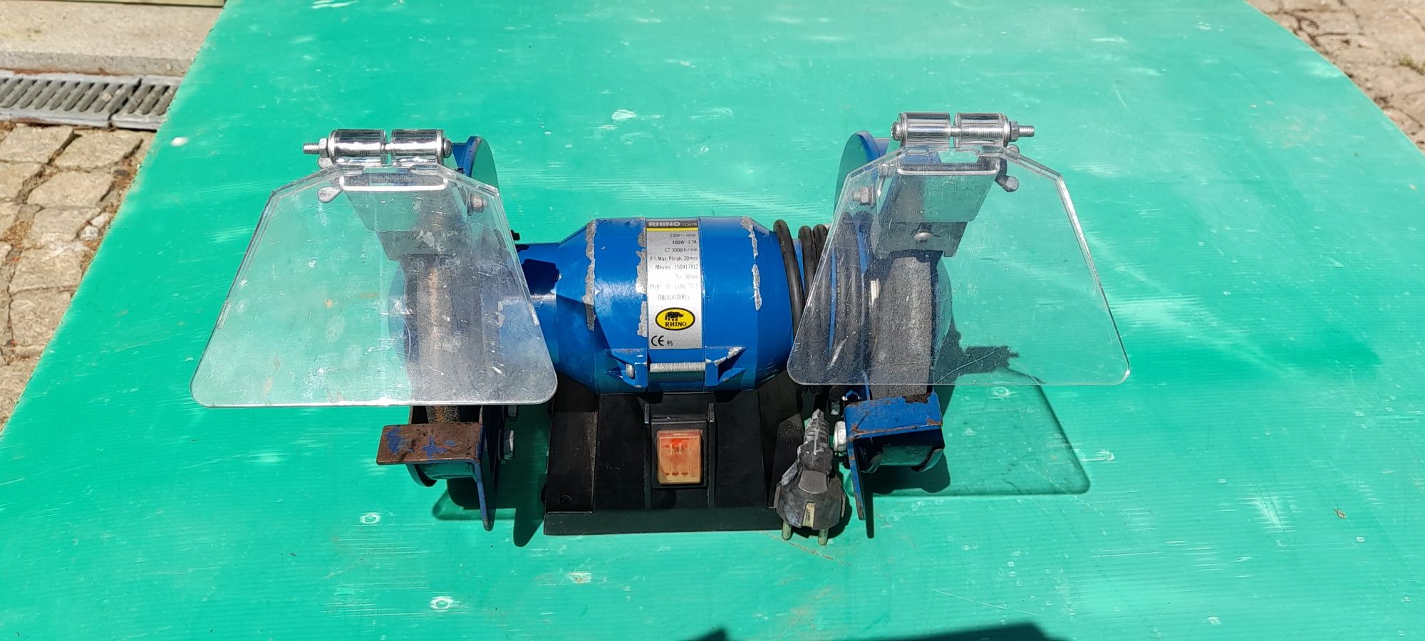 Esmeriladora 400 watts