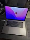 Macbook Pro 15’ 256GB i7 Touchbar
