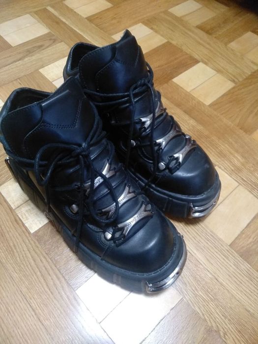 СРОЧНО продам обувь New Rock 41 размер