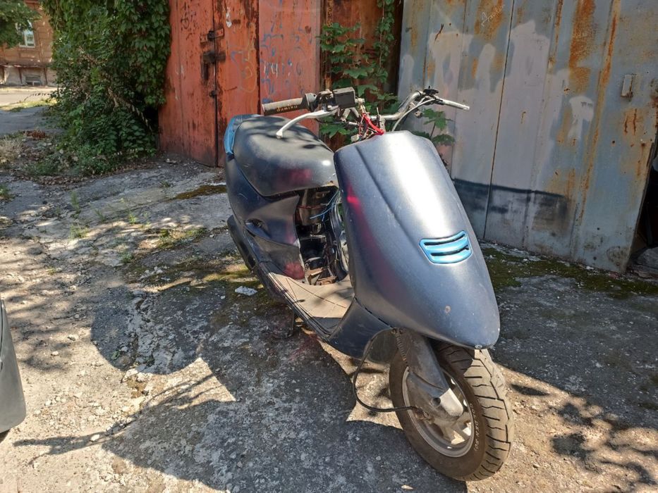 Продам мопед aprillia amico