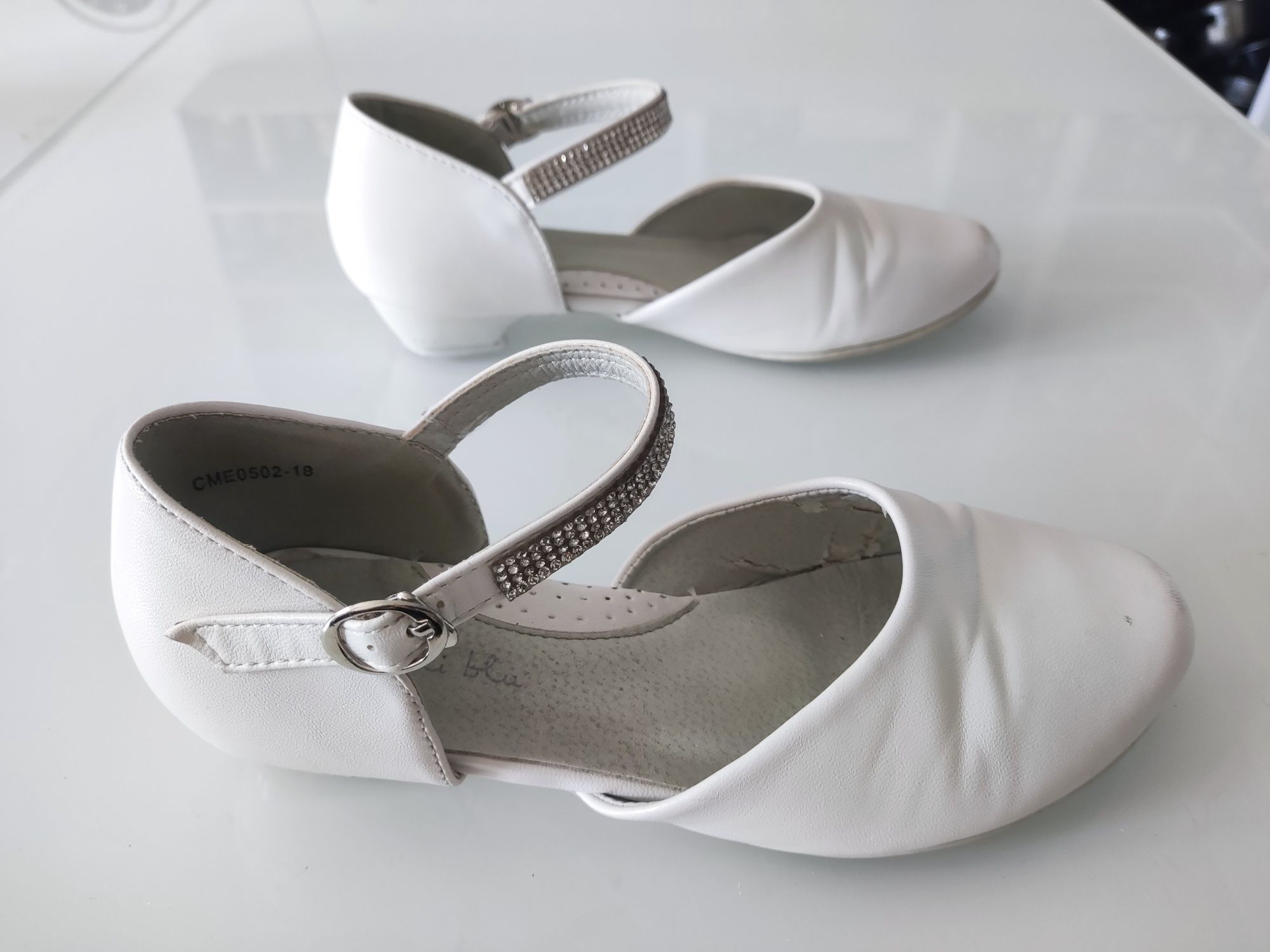35 Nelli Blu Pantofelki białe cyrkonie Baleriny eleganckie obcas Wygod