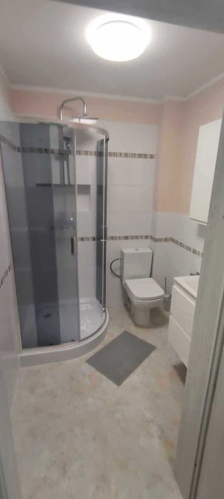 Nowoczesny budynek turystyczny apartamentowiec