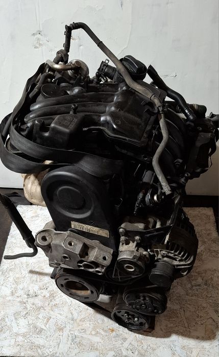 Мотор двигун двигатель AVU Vw Golf 4 Audi A3 Skoda Octavia 1.6 8V