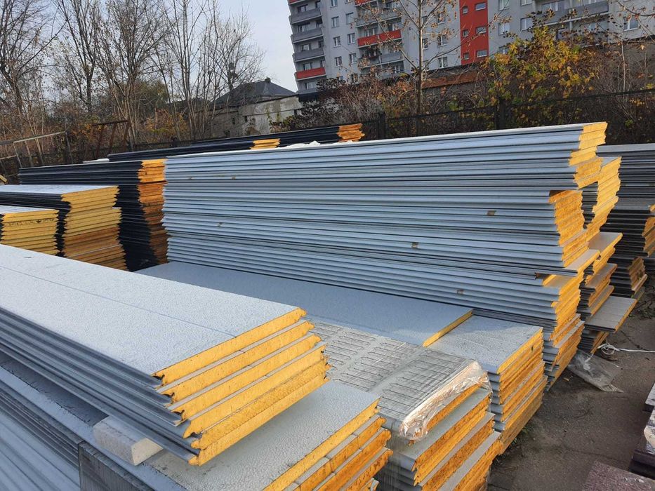 Producent płyt warstwowych IZOPANEL płyty warstwowe 1 i 2 gatunku