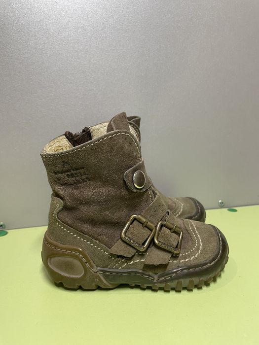 Дитячі ботинки -кеди в гарному стані