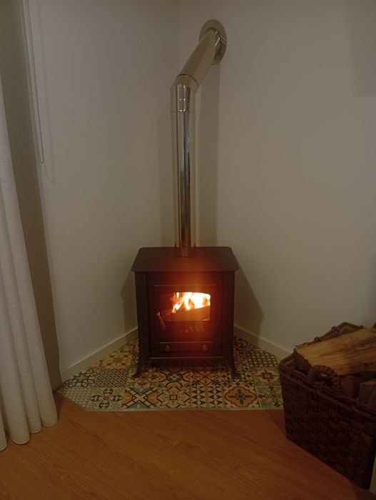 Aluguer quarto / casa