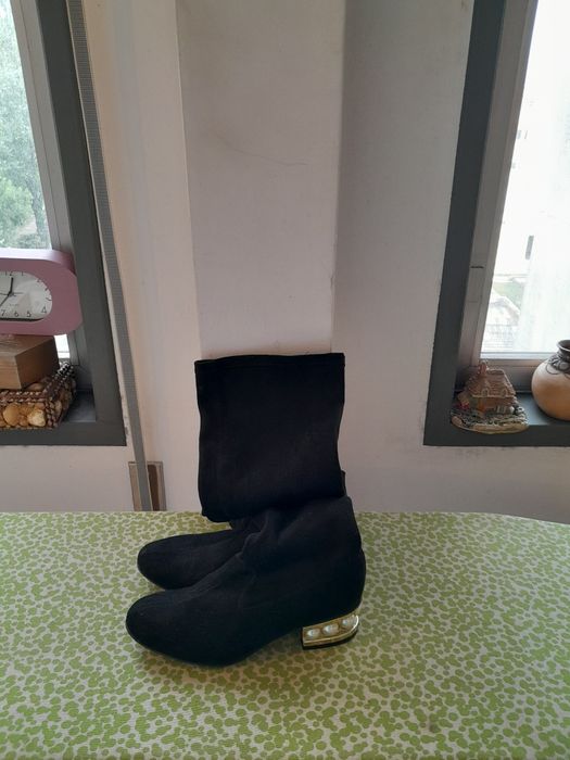 Vendo Botas de Senhora SAHOCO muito bonitas como novas