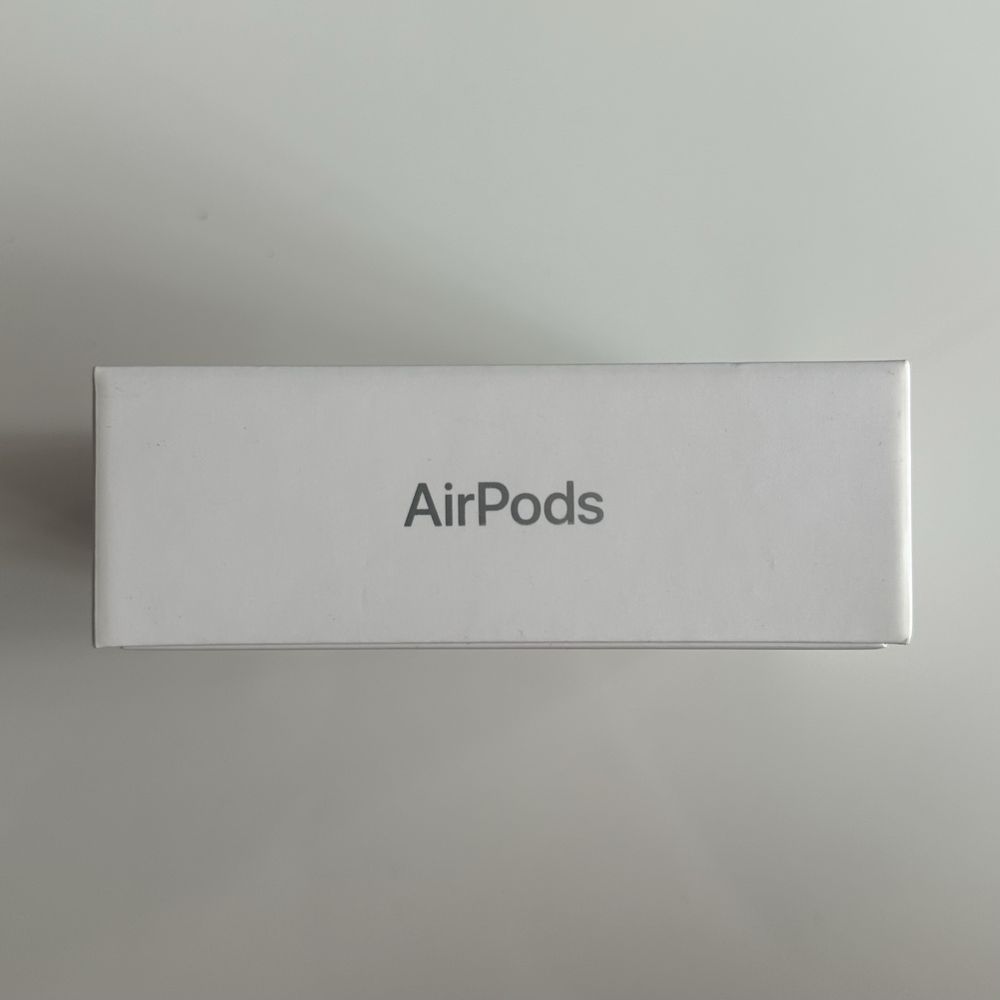 PUDEŁKO po airpods 2
