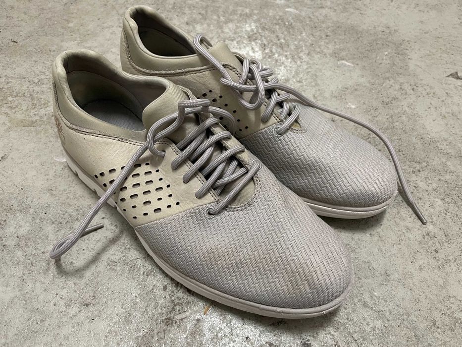 Sapatos Timberland Bege e Cinza Tamanho 40 - Homem