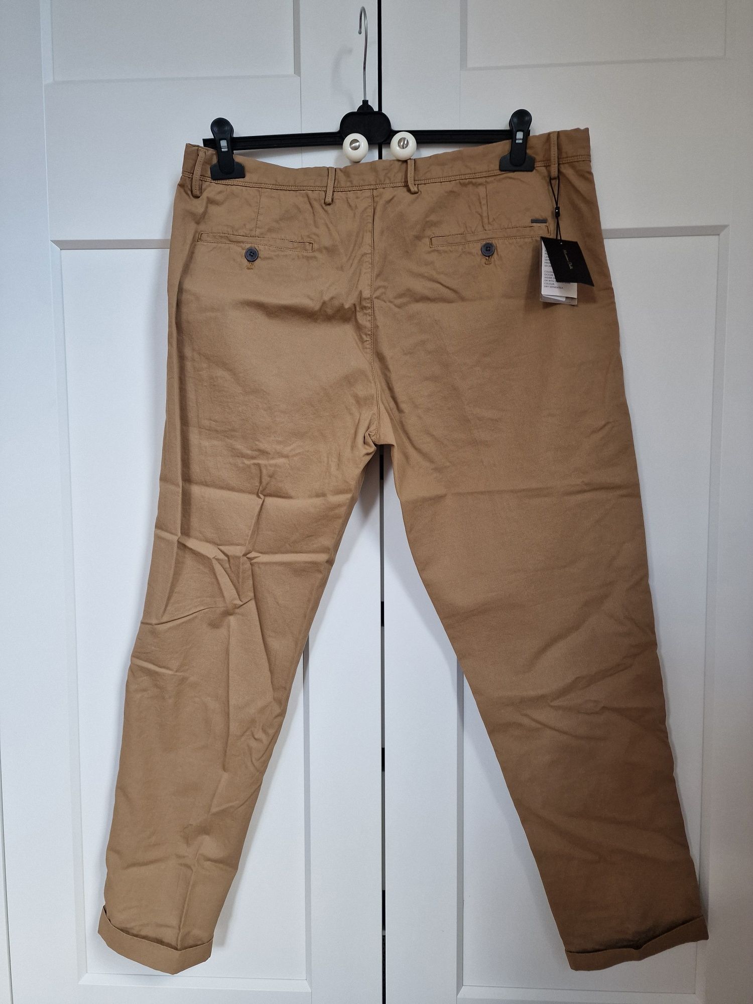 Massimo Dutti spodnie męskie r 48 mowe z metką