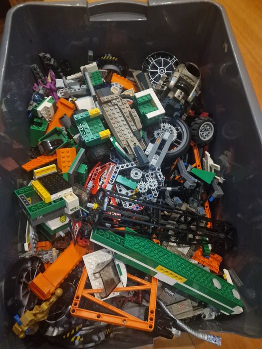 ~10kg peças de sets Lego e Halo Mega Blocks