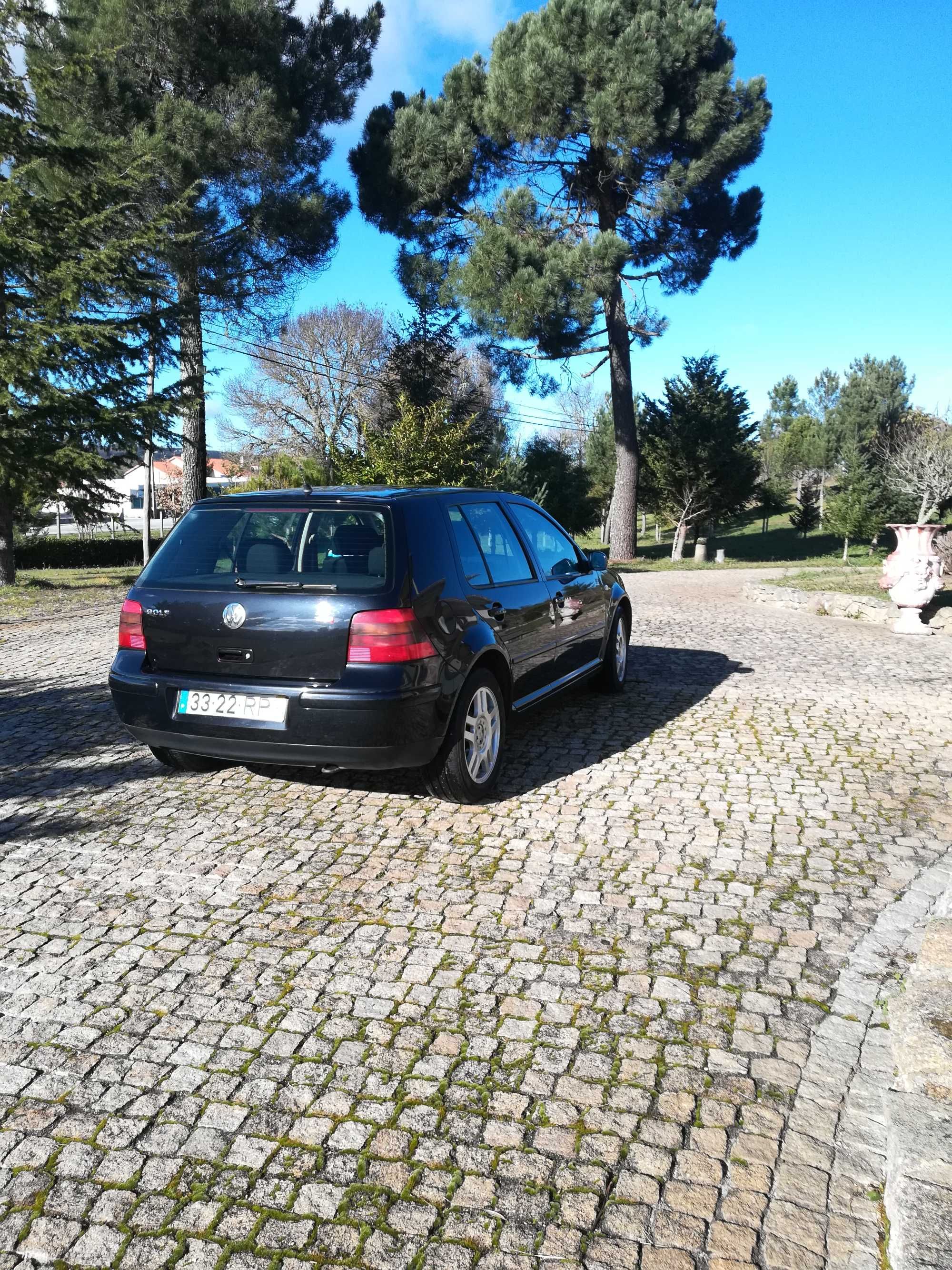 Golf 1.9 TDI 110 CV em bom estado de conservação, estimado e fiável