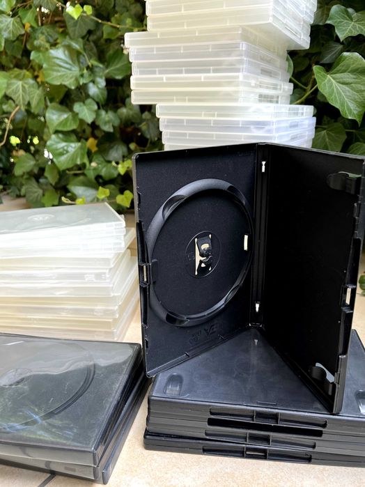 57 Pudełek na płyty DVD/CD puste - na jedną lub dwie płyty