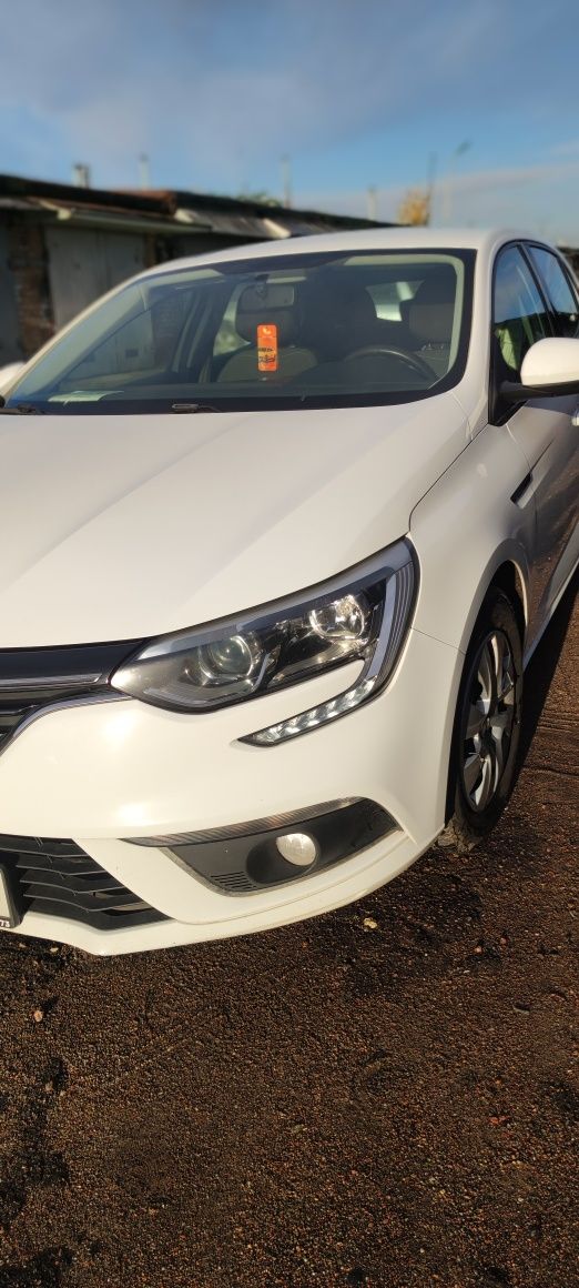 Продам Renault megane 4  2016