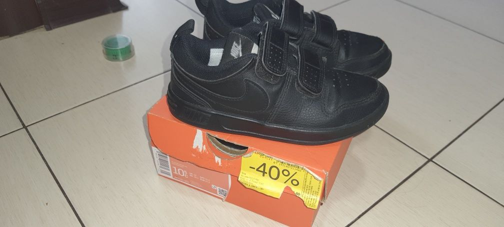Продам кроссівки nike
